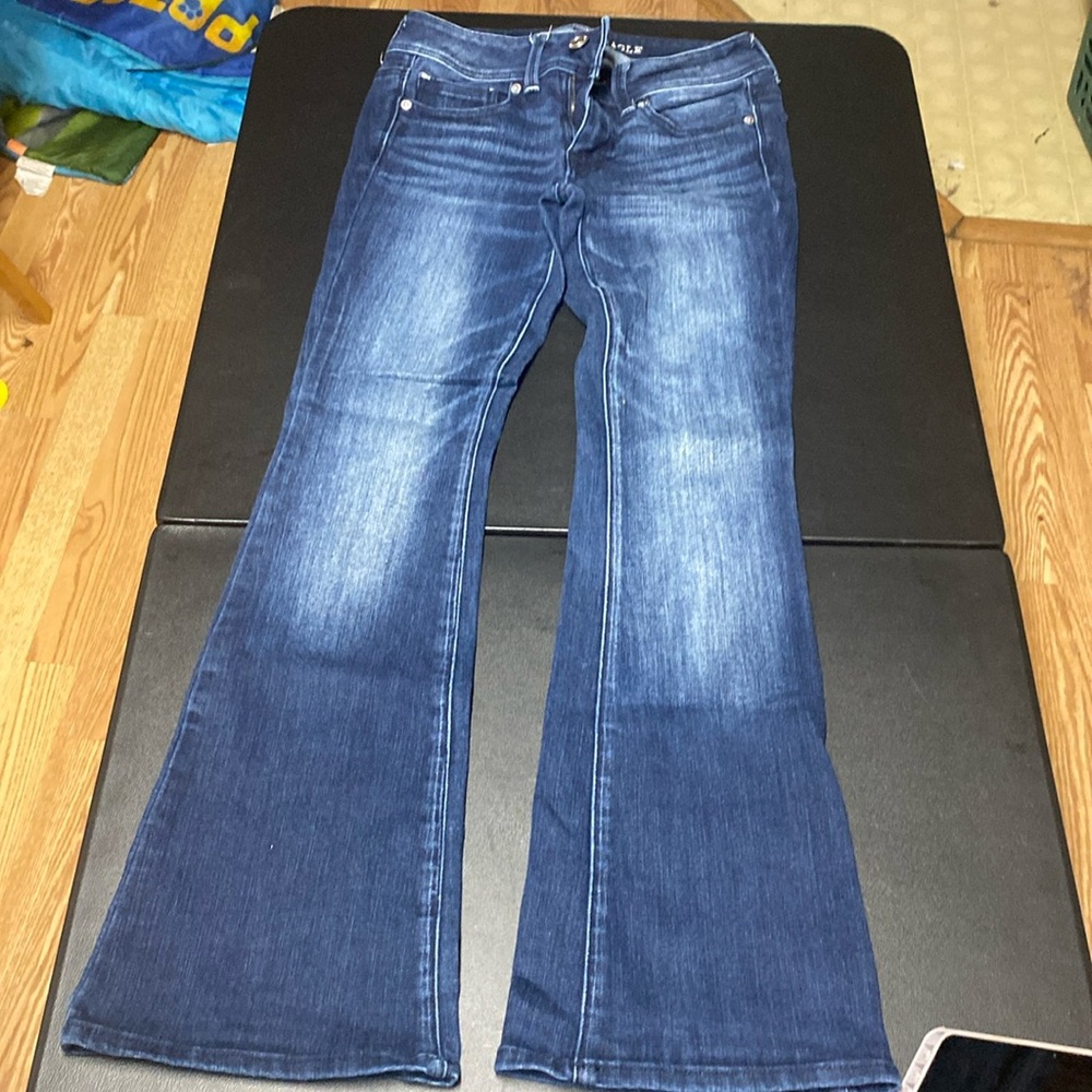 American Eagle blue jeans